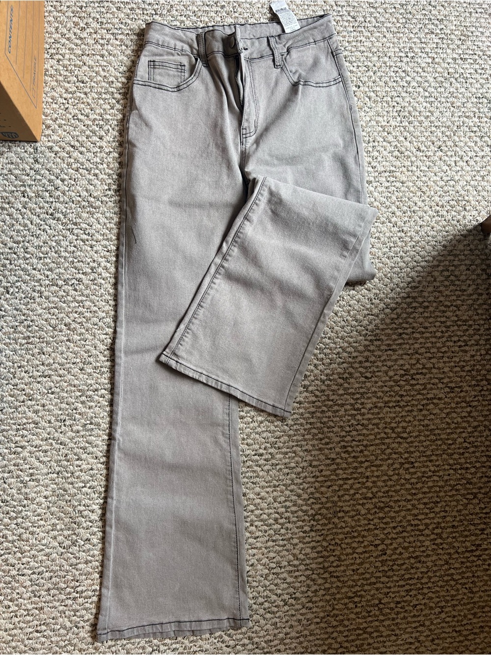 Women’s Straight Fit Jeans - Light Gray